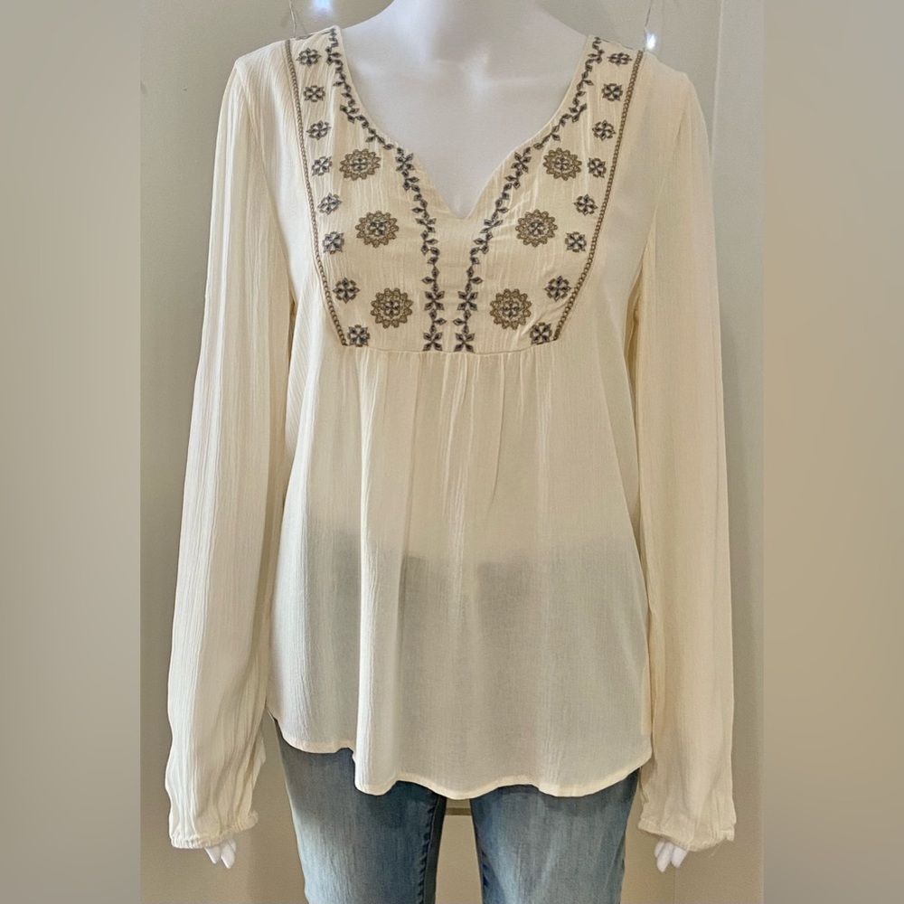 Women NWT Ivory Boho Blue Embroidered Long Sleeve Top Blouse